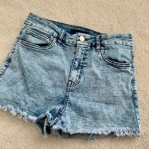 “Acid wash” Aeropostale shorts!